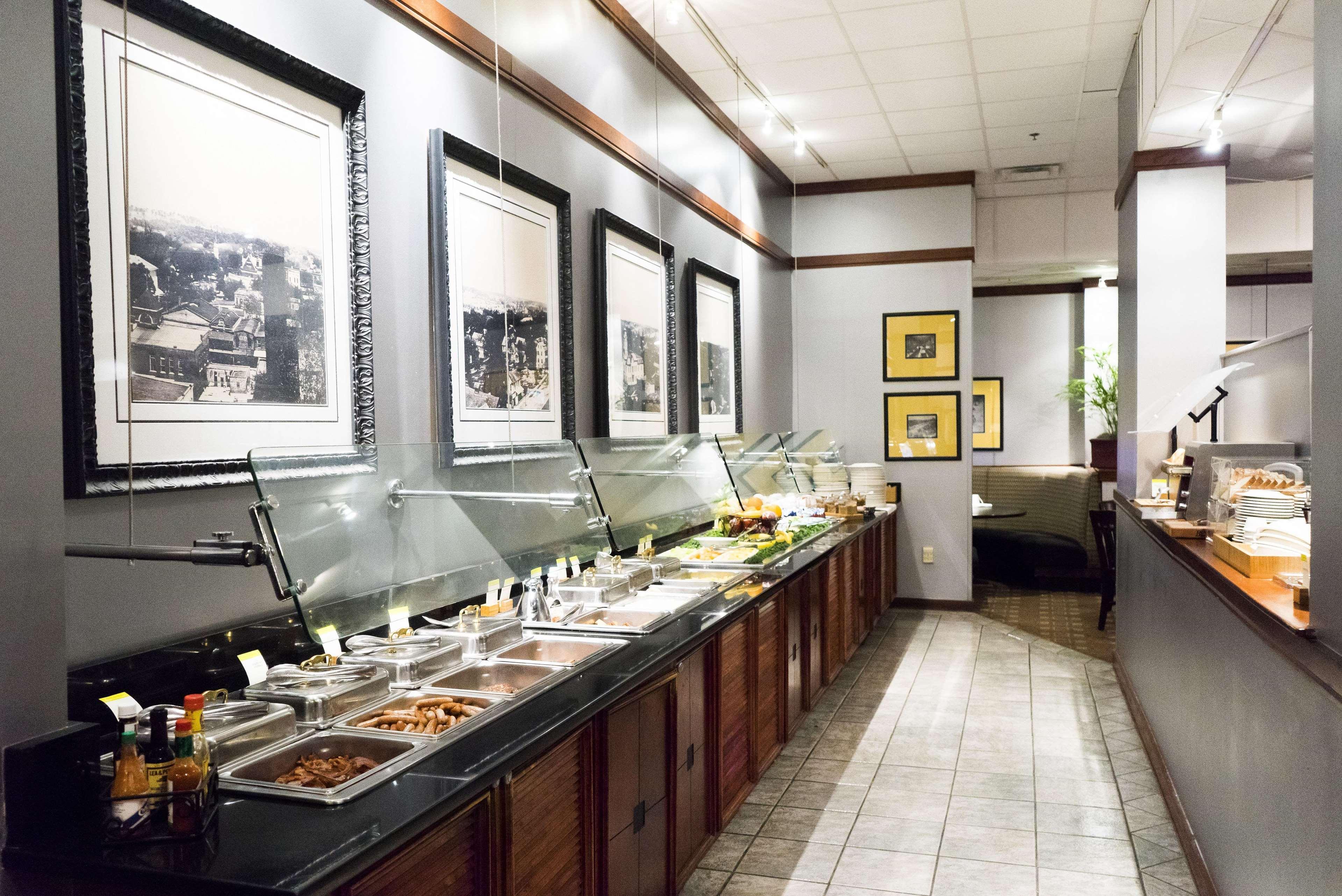 Doubletree By Hilton Hotel Tallahassee Ngoại thất bức ảnh