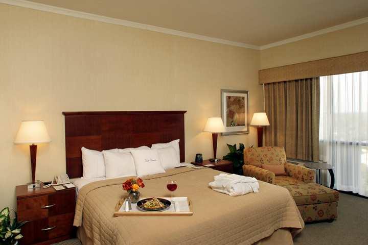 Doubletree By Hilton Hotel Tallahassee Ngoại thất bức ảnh