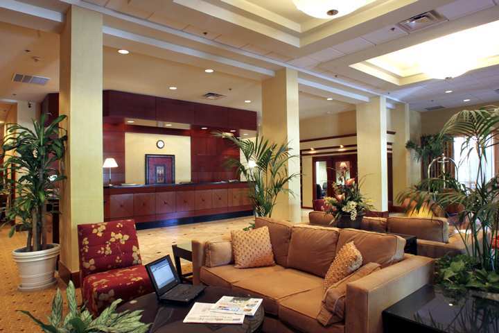 Doubletree By Hilton Hotel Tallahassee Ngoại thất bức ảnh