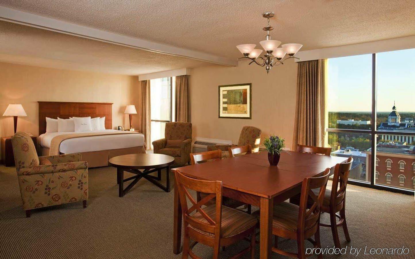 Doubletree By Hilton Hotel Tallahassee Ngoại thất bức ảnh